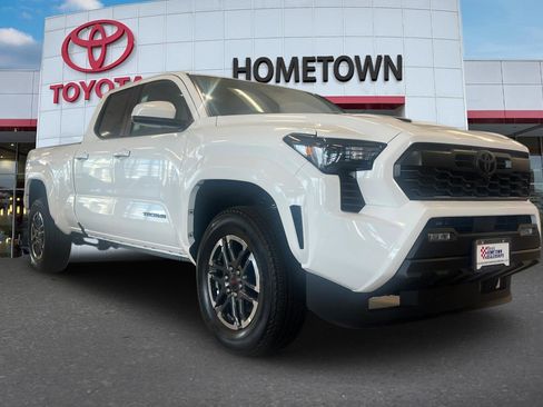 New 2025 Toyota Tacoma TRD Sport image 2