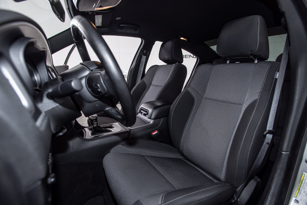 Used 2022 Dodge Charger SXT w/ Driver Convenience Group RWD image 13