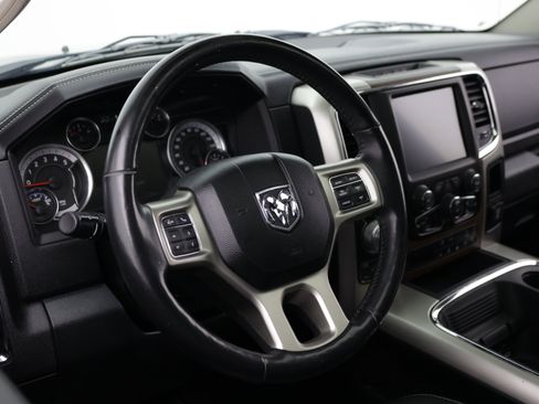 Used 2017 RAM 1500 Laramie w/ Convenience Group AWD/4WD image 14