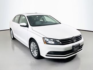 Used 2016 Volkswagen Jetta SEL FWD video 1