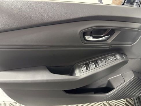 Used 2025 Honda Accord SE image 18