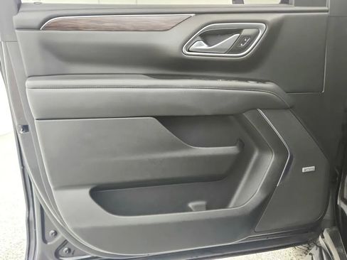 Used 2021 Chevrolet Tahoe LT w/ Rear Media and Nav Package image 33