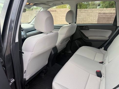 Used 2018 Subaru Forester 2.5i Premium AWD/4WD image 11
