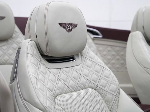 Used 2020 Bentley Continental GT image 65