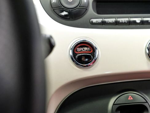 Used 2013 FIAT 500 Sport w/ Comfort/Convenience Group image 28
