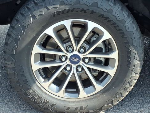 Certified 2019 Ford F150 XLT w/ Equipment Group 302A Luxury AWD/4WD image 9