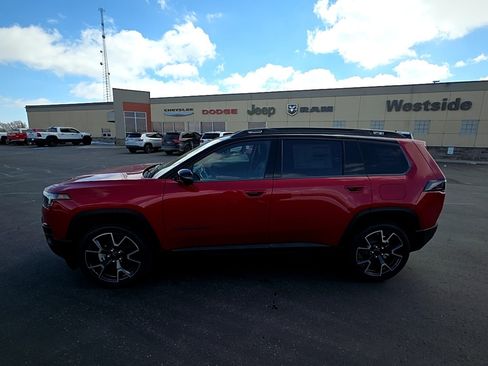 New 2026 Jeep Cherokee Overland AWD/4WD image 9