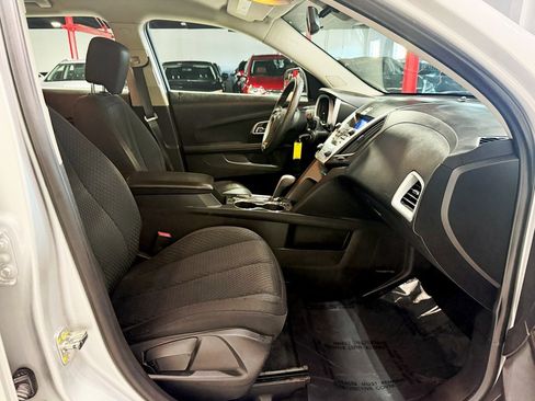 Used 2013 Chevrolet Equinox LS image 31