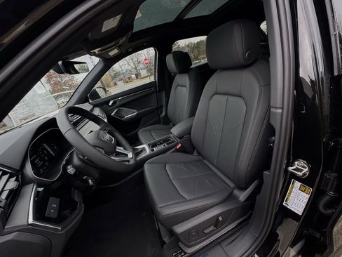 New 2025 Audi Q3 2.0T Premium image 23
