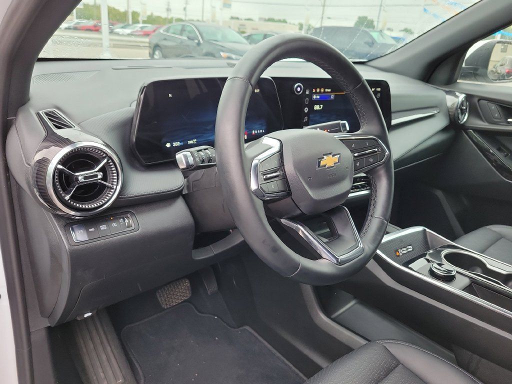 Used 2026 Chevrolet Equinox LT w/ Convenience Package II AWD/4WD image 22