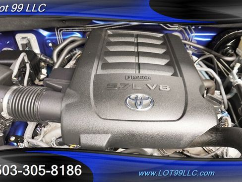 Used 2014 Toyota Tundra SR5 w/ TRD Off Road Package AWD/4WD image 21