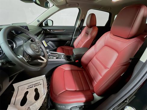 New 2025 MAZDA CX-5 Carbon Edition image 16