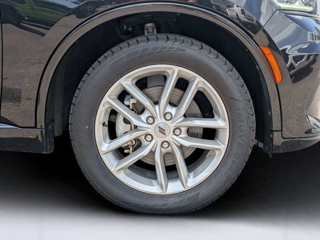 Used 2024 Dodge Durango GT AWD/4WD image 11