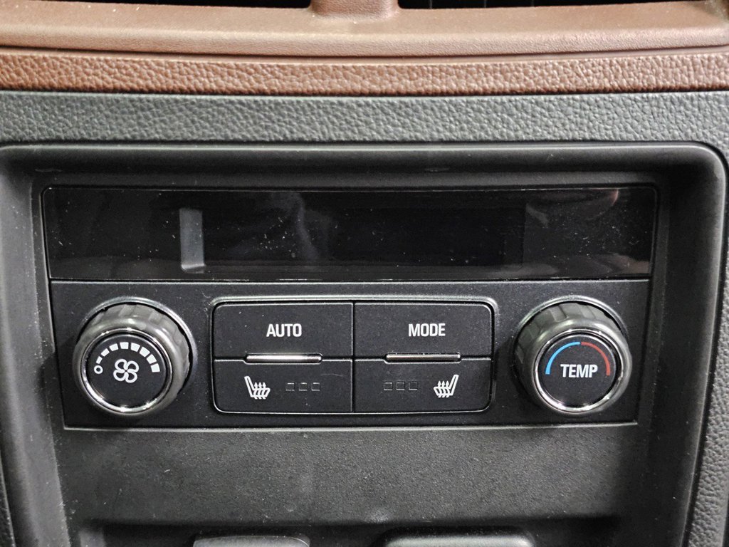 Certified 2017 Buick Envision Essence w/ LPO, Cargo Package FWD image 32