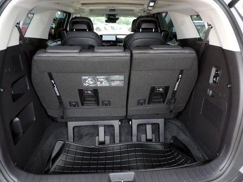Used 2026 Kia Carnival SX Prestige FWD image 20