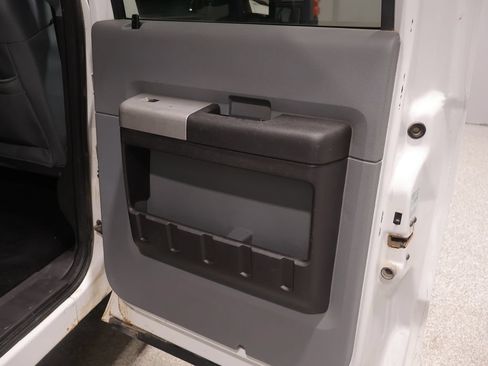 Used 2015 Ford F250 XLT AWD/4WD image 21