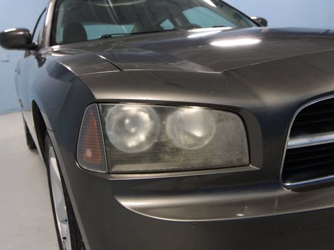 Used 2010 Dodge Charger SXT RWD image 28
