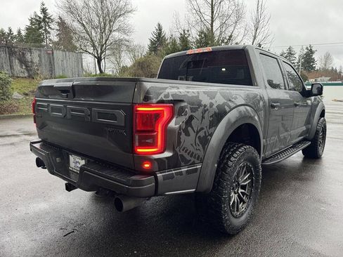 Used 2019 Ford F150 Raptor w/ Equipment Group 802A Luxury image 3