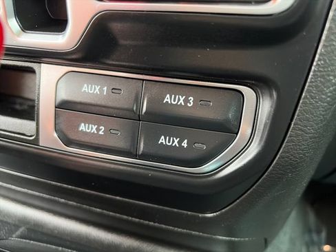 Used 2023 Jeep Wrangler Unlimited Sahara w/ Cold Weather Group AWD/4WD image 55