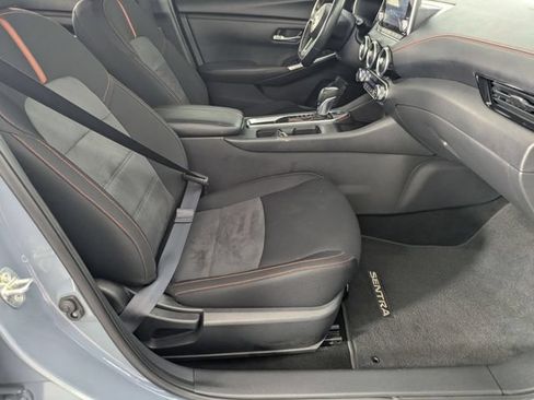 Used 2024 Nissan Sentra SR FWD image 33