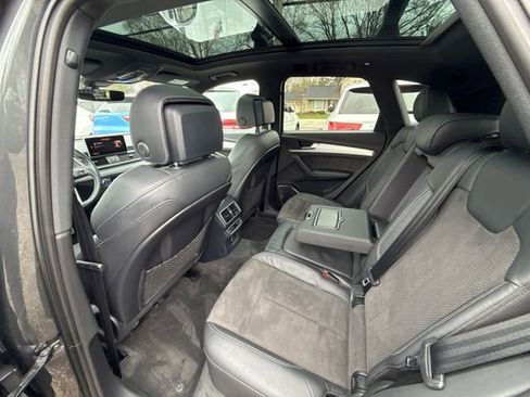 Used 2018 Audi SQ5 Premium Plus AWD/4WD image 38