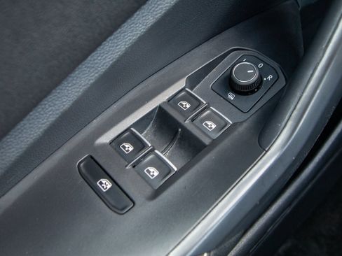 Used 2025 Volkswagen Jetta S FWD image 12