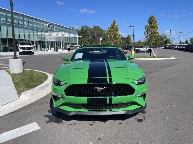 Used 2019 Ford Mustang GT Premium w/ GT Performance Package RWD image 8