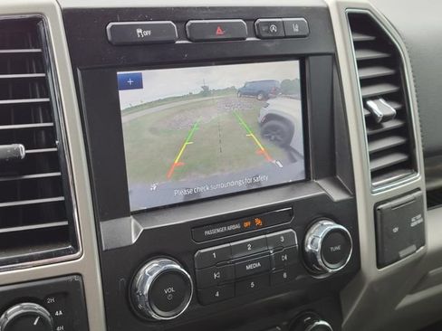 Used 2020 Ford F150 Lariat AWD/4WD image 7