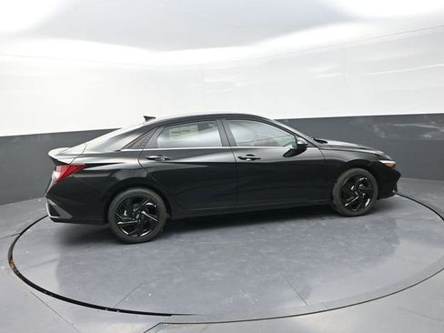 New 2026 Hyundai Elantra SEL Sport Premium w/ Cargo Package FWD image 9