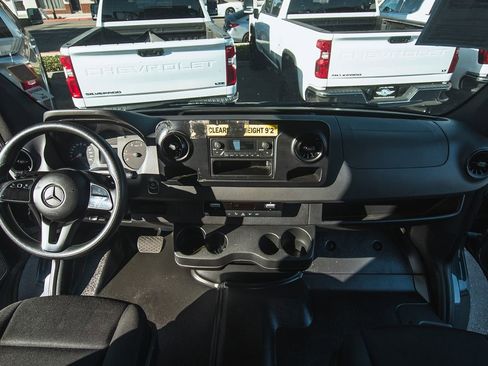 Used 2019 Mercedes-Benz Sprinter 170 image 13