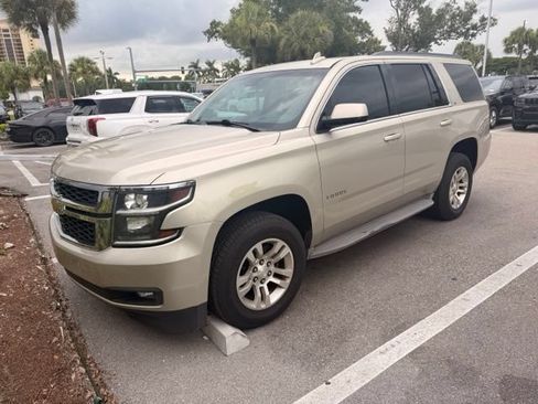 Used 2015 Chevrolet Tahoe LT RWD image 2