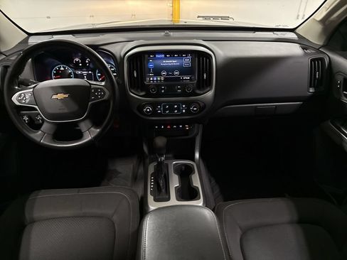 Used 2022 Chevrolet Colorado LT w/ Safety Package AWD/4WD image 10
