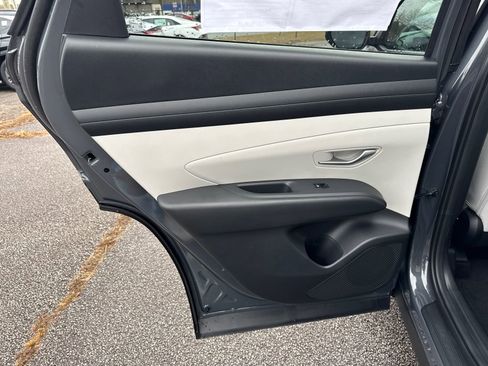 New 2026 Hyundai Tucson SEL FWD image 23