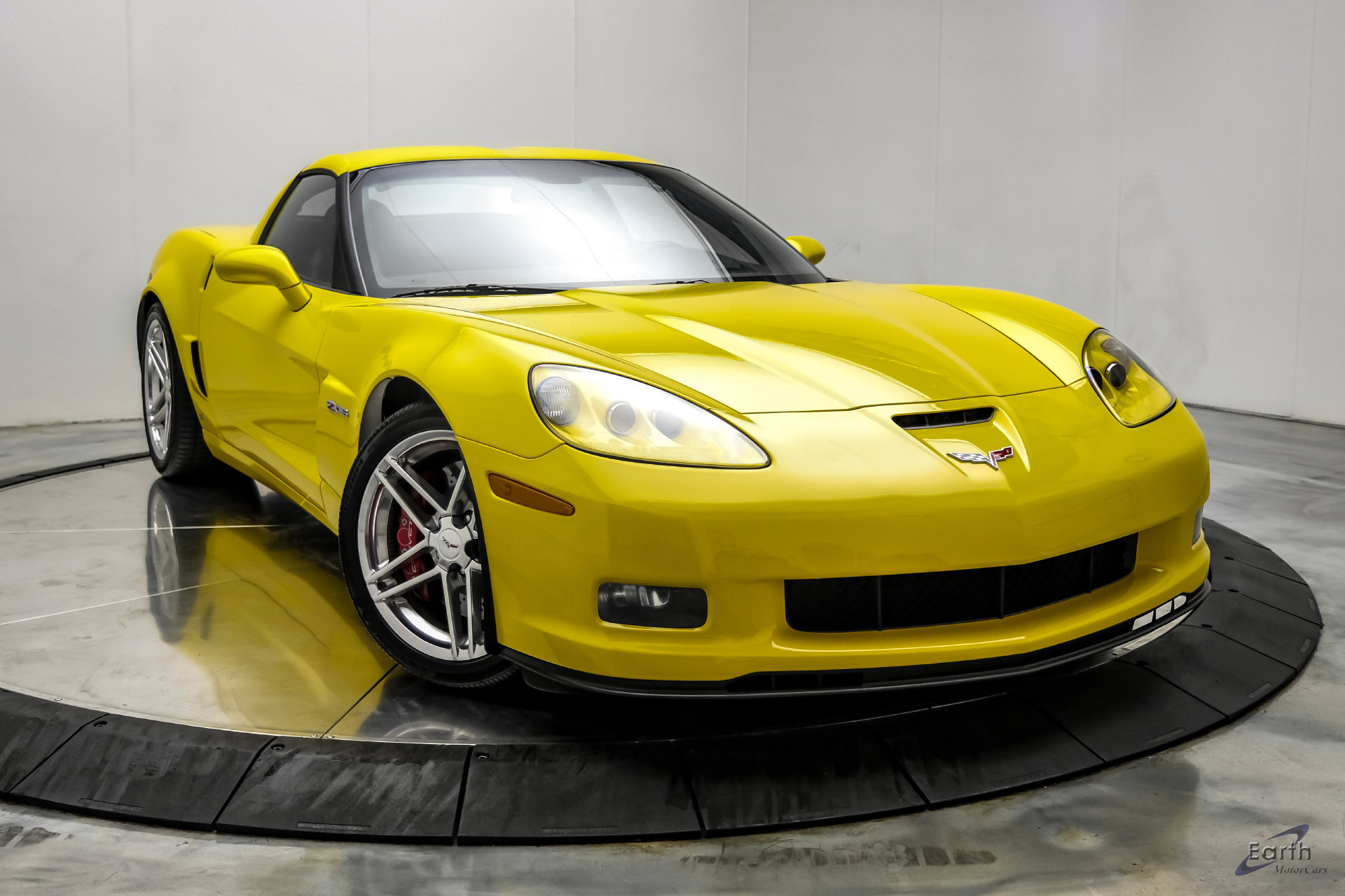 Used 2007 Chevrolet Corvette Z06 w/ Preferred Equipment Group RWD image 27