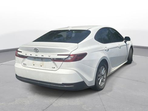 Used 2025 Toyota Camry LE w/ Convenience Package FWD image 6