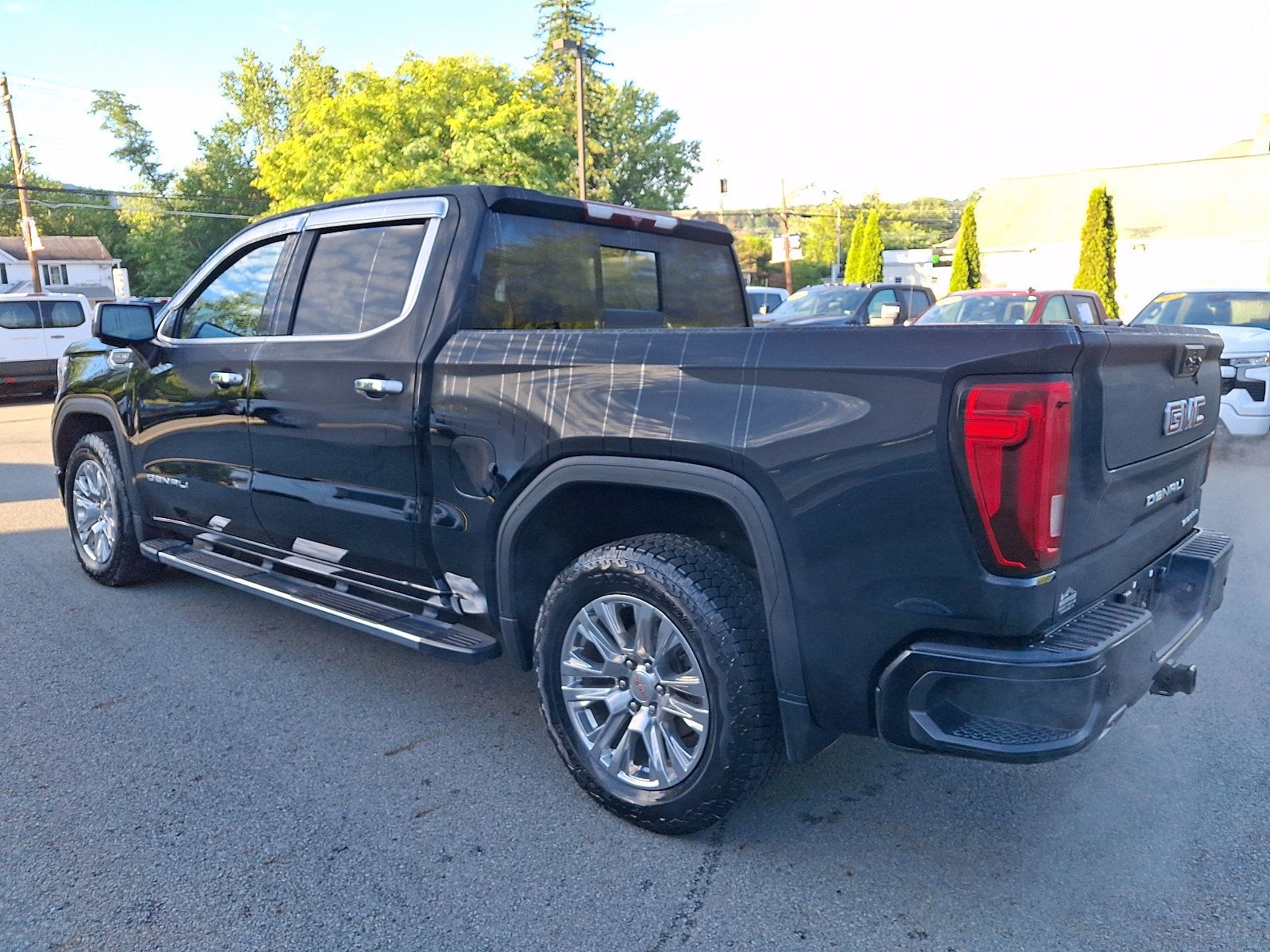 Certified 2022 GMC Sierra 1500 Denali AWD/4WD image 4