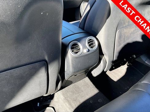 Used 2020 Mercedes-Benz GLC 300 4MATIC image 33