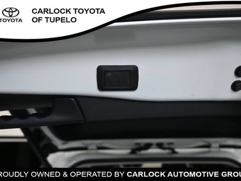 Used 2025 Toyota RAV4 XLE w/ Convenience Package FWD image 61