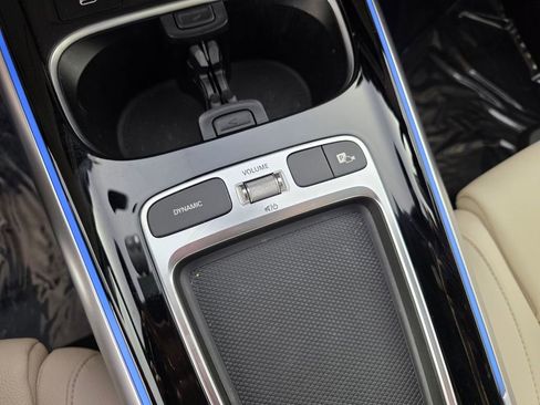 Certified 2025 Mercedes-Benz GLA 250 image 23