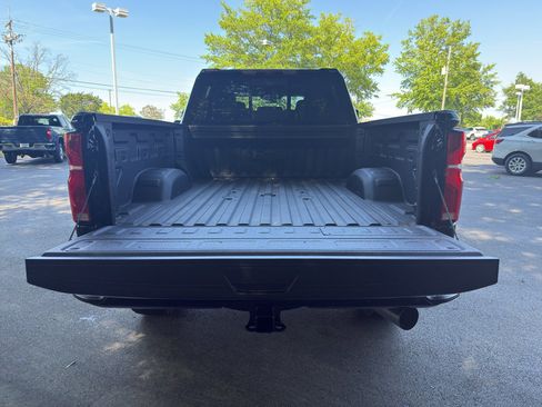 New 2026 Chevrolet Silverado 2500 High Country w/ Midnight Edition AWD/4WD image 8