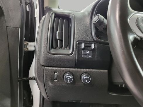 Used 2021 Chevrolet Colorado LT w/ LT Convenience Package image 10