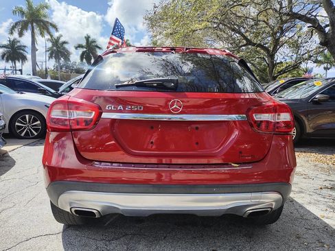 Used 2017 Mercedes-Benz GLA 250 w/ Premium Package image 7