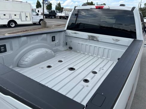 Used 2025 Ford F250 Lariat AWD/4WD image 16