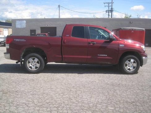 Used 2010 Toyota Tundra 4x4 Double Cab image 4