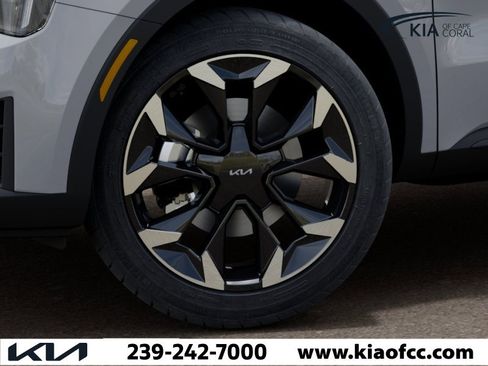 New 2026 Kia Sorento EX image 9