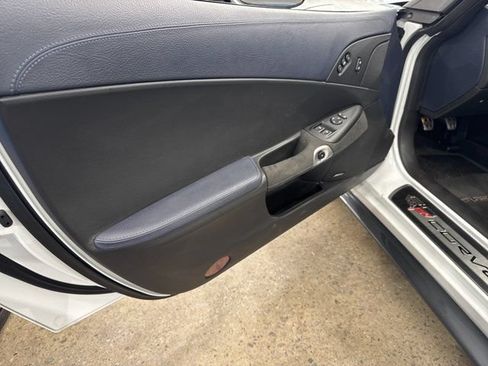 Used 2013 Chevrolet Corvette 427 w/ 1SC Preferred Equipment Group RWD image 10