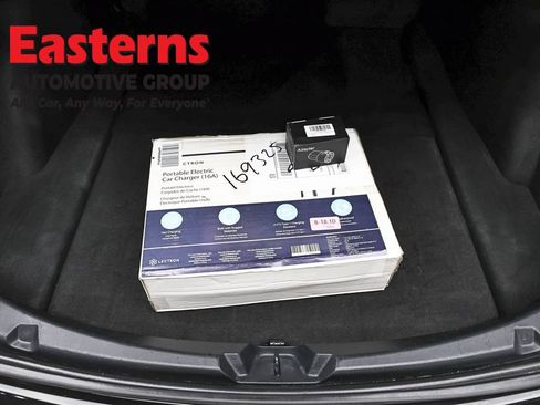 Used 2018 Tesla Model 3 Long Range image 9