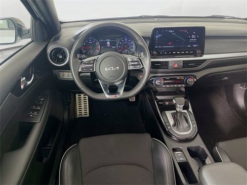 Used 2024 Kia Forte GT-Line w/ GT-Line Premium Package image 24