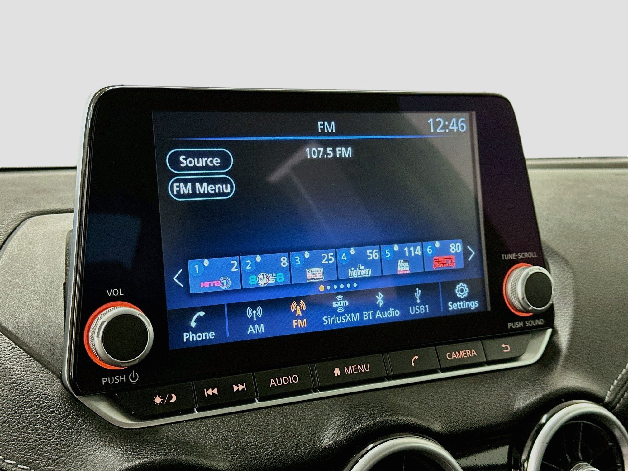 Used 2025 Nissan Sentra SV FWD image 21