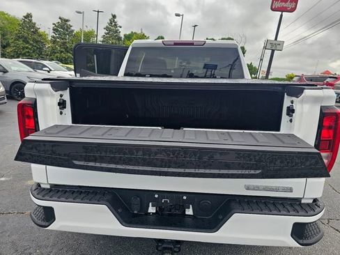 Used 2026 GMC Sierra 1500 Elevation AWD/4WD image 15